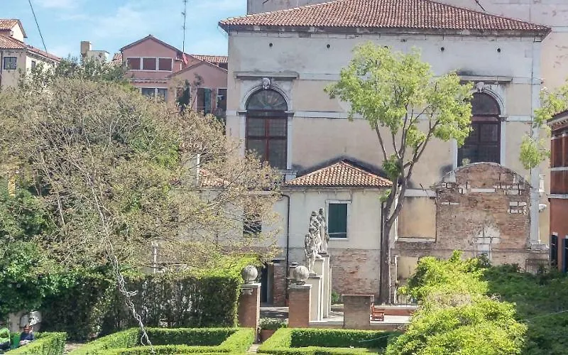 Bed and Breakfast B&B Leonardo Βενετία